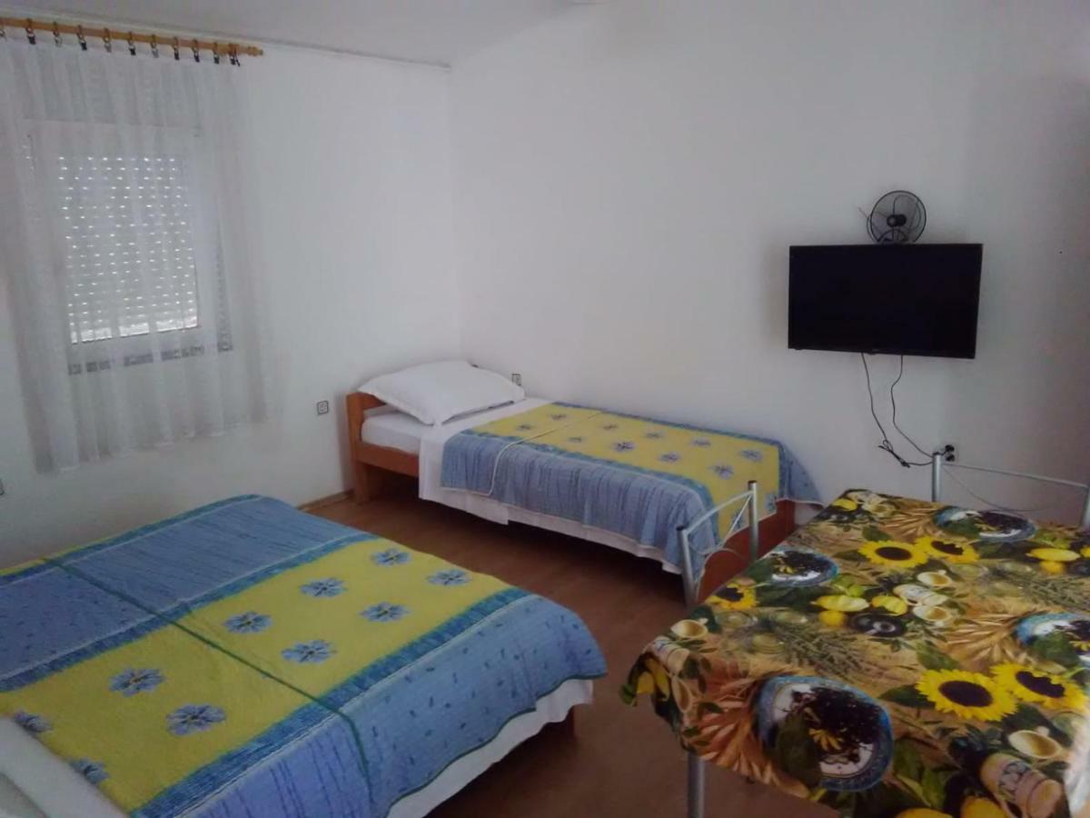 Apartmani Kovacic Murter Exteriér fotografie